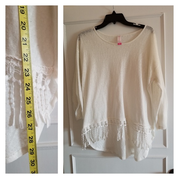 White Top w/Fray Detail - Picture 6 of 6